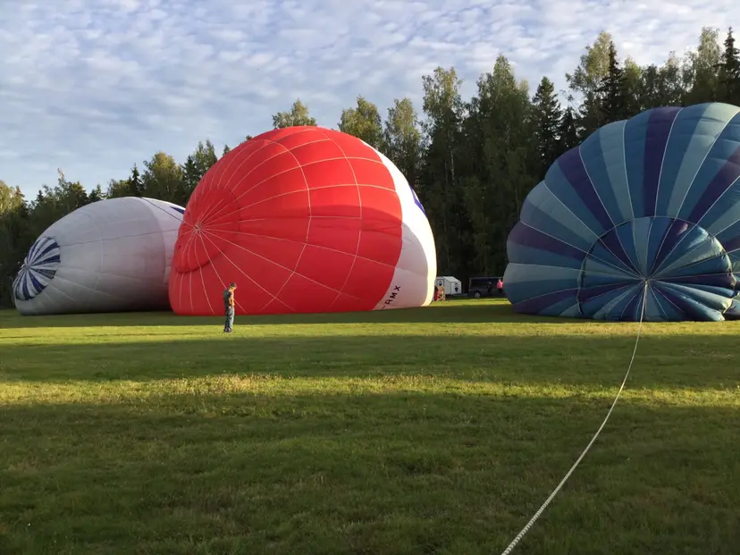 VIP-lento kuumailmapallolla (4:lle) | Uusimaa