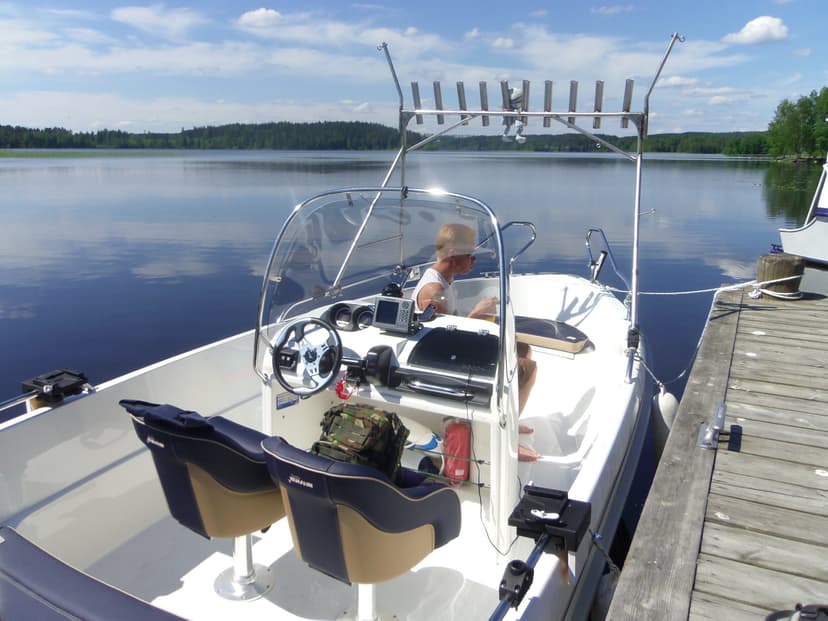 Seniorin vapaapäivä veneellä -veneretki viidelle | Jämsä