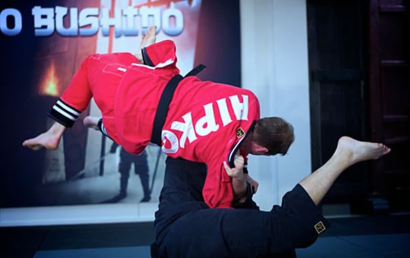 Brasilian jiujitsun ja Taekwondon alkeiskurssi 3-7 -vuotiaille | Pääkaupunkiseutu