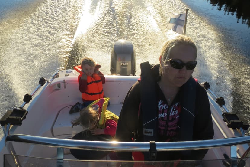 Venecruisailua Päijänteellä 1-5:lle | Jämsä