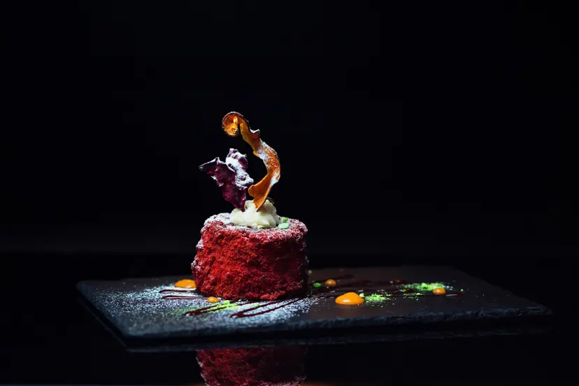 Dine in the Dark - Illallinen pimeässä kahdelle | Helsinki