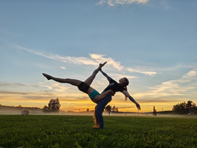 Akrojoogaa kahdelle | Turku