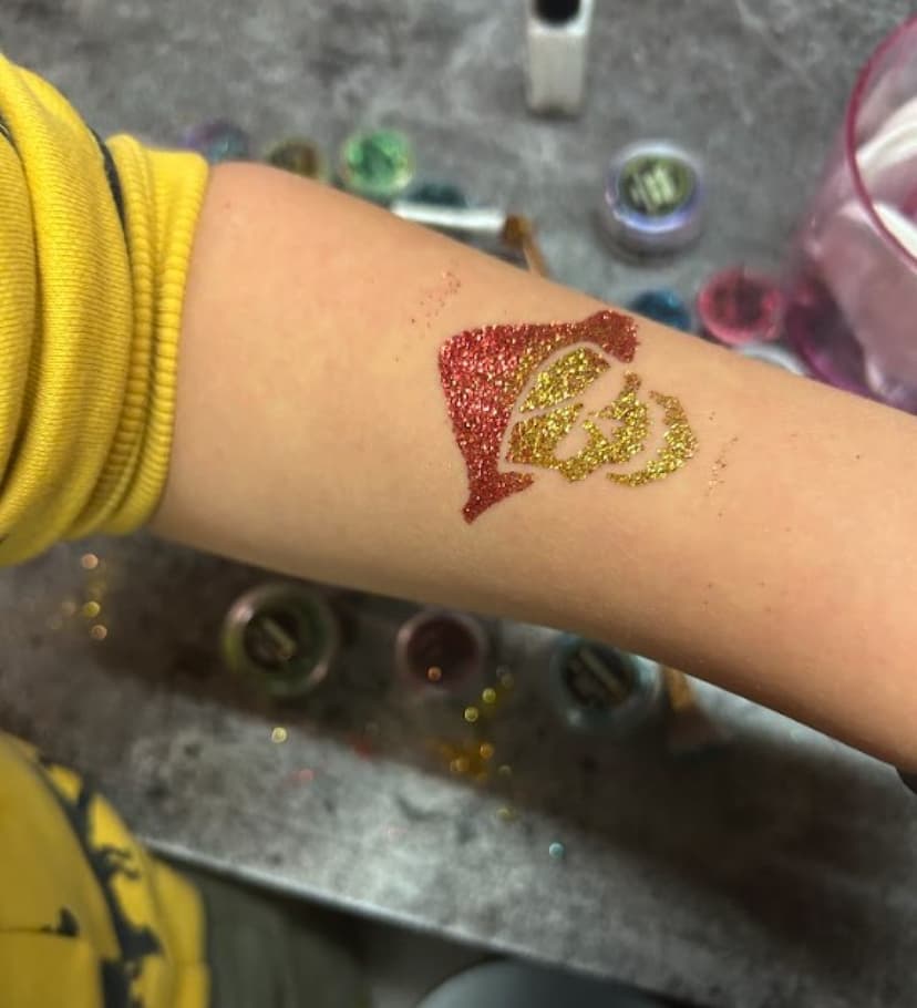 Glitter-syntymäpäivät 21-30:lle | Uusimaa