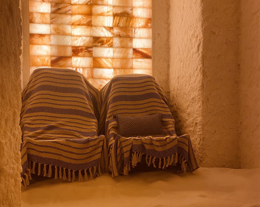 Suolahoito ja rentouttava päähieronta suolahuoneessa 40+20 min | Tampere