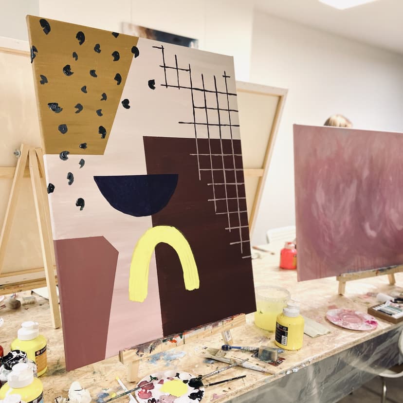 XL Paints and Wine | Helsinki