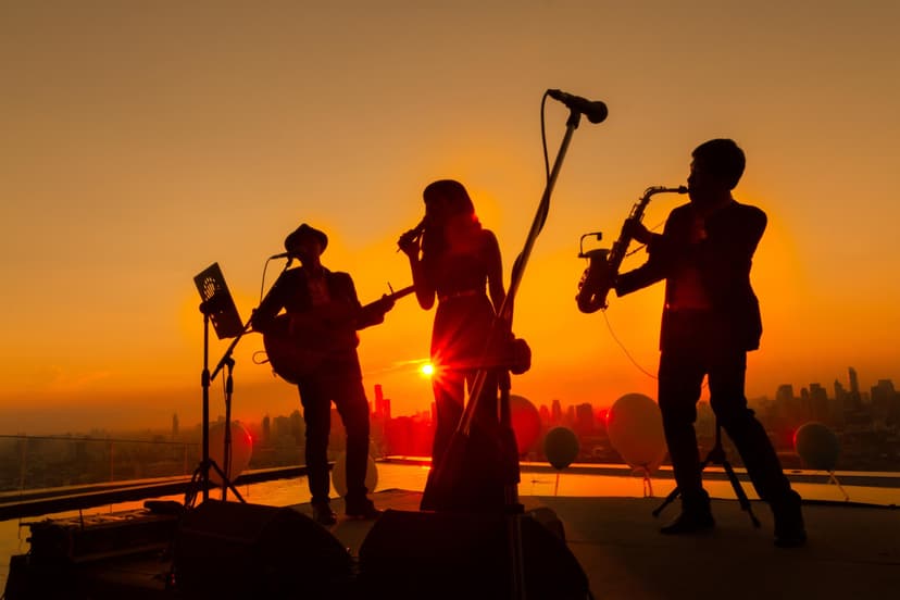 Voimabiisit livebändin kera 1-10:lle | Ympäri Suomen