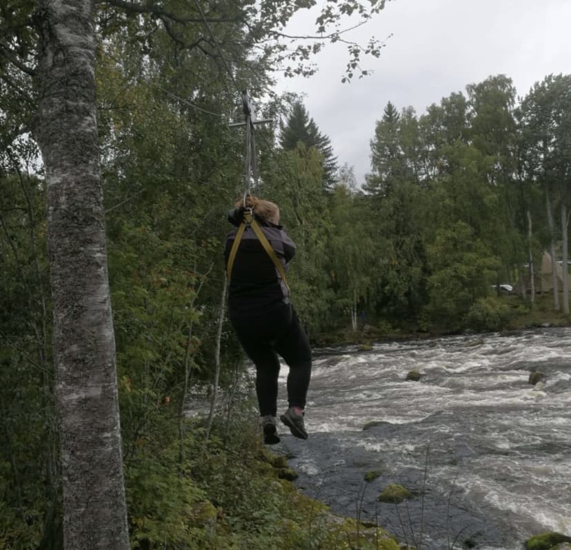 Tulevan vaimon selviytymiskoulu | Kuusa