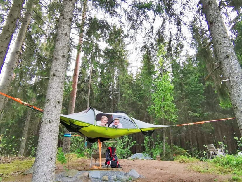 Elämysmajoitus viidelle puuteltassa | Sastamala