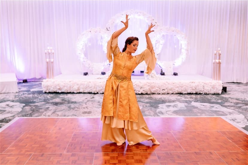 Itämaisen tanssin yksityistunti 1-25:lle | Pääkaupunkiseutu